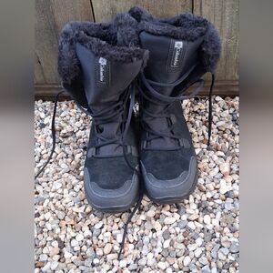 Columbia Black Winter Boots